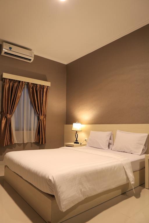 Hotel 55 Джакарта Экстерьер фото