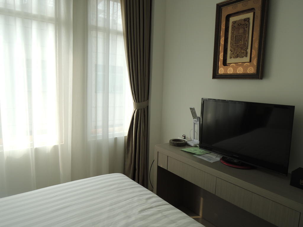Hotel 55 Джакарта Экстерьер фото